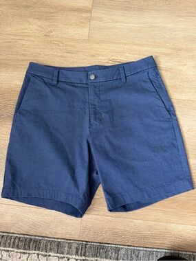 lululemon athletica Navy Flat-Front Men's Shorts